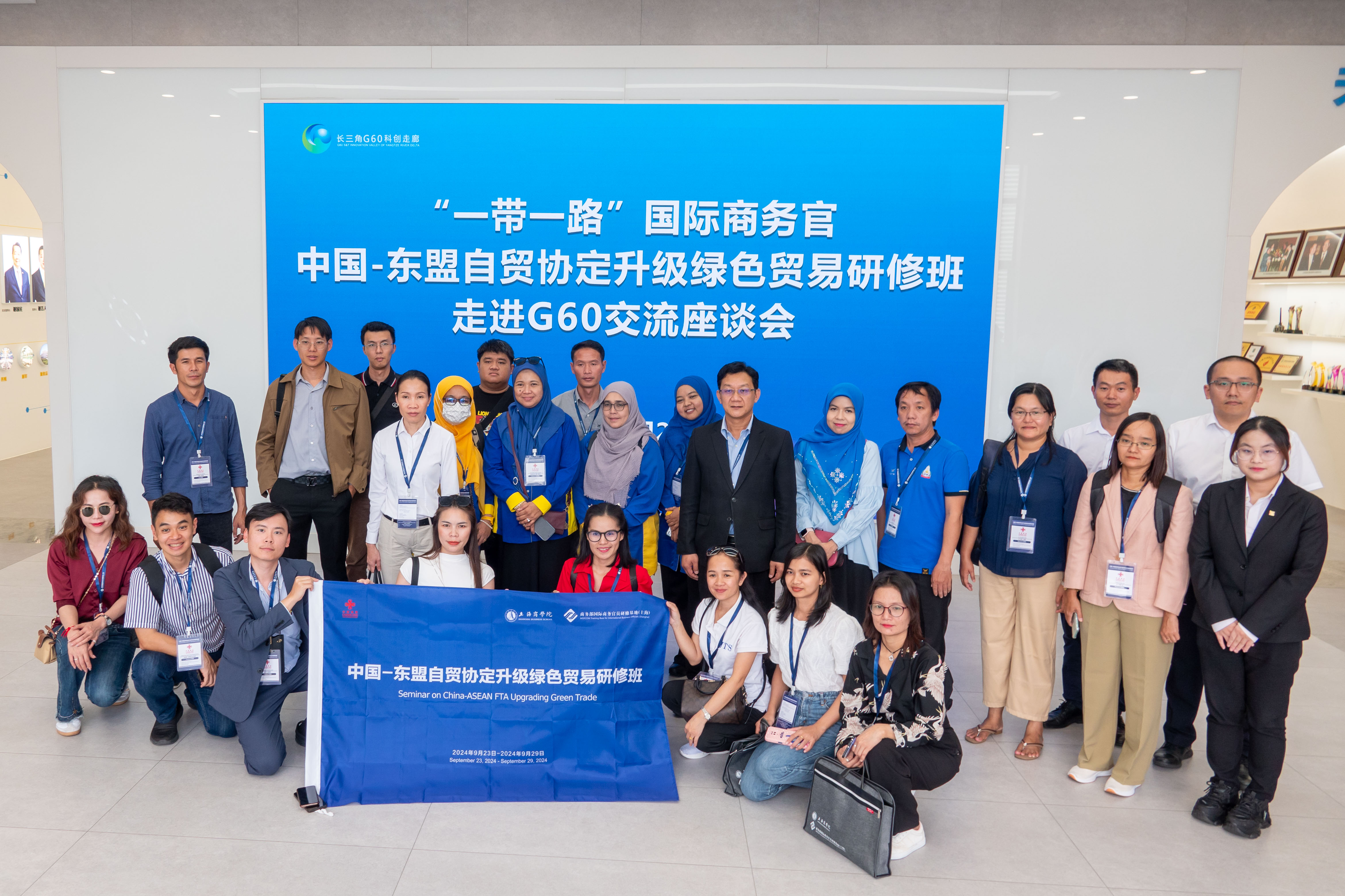 1728520926529075.jpg 6640f596b2597f2474d6578fa3609ff.jpg